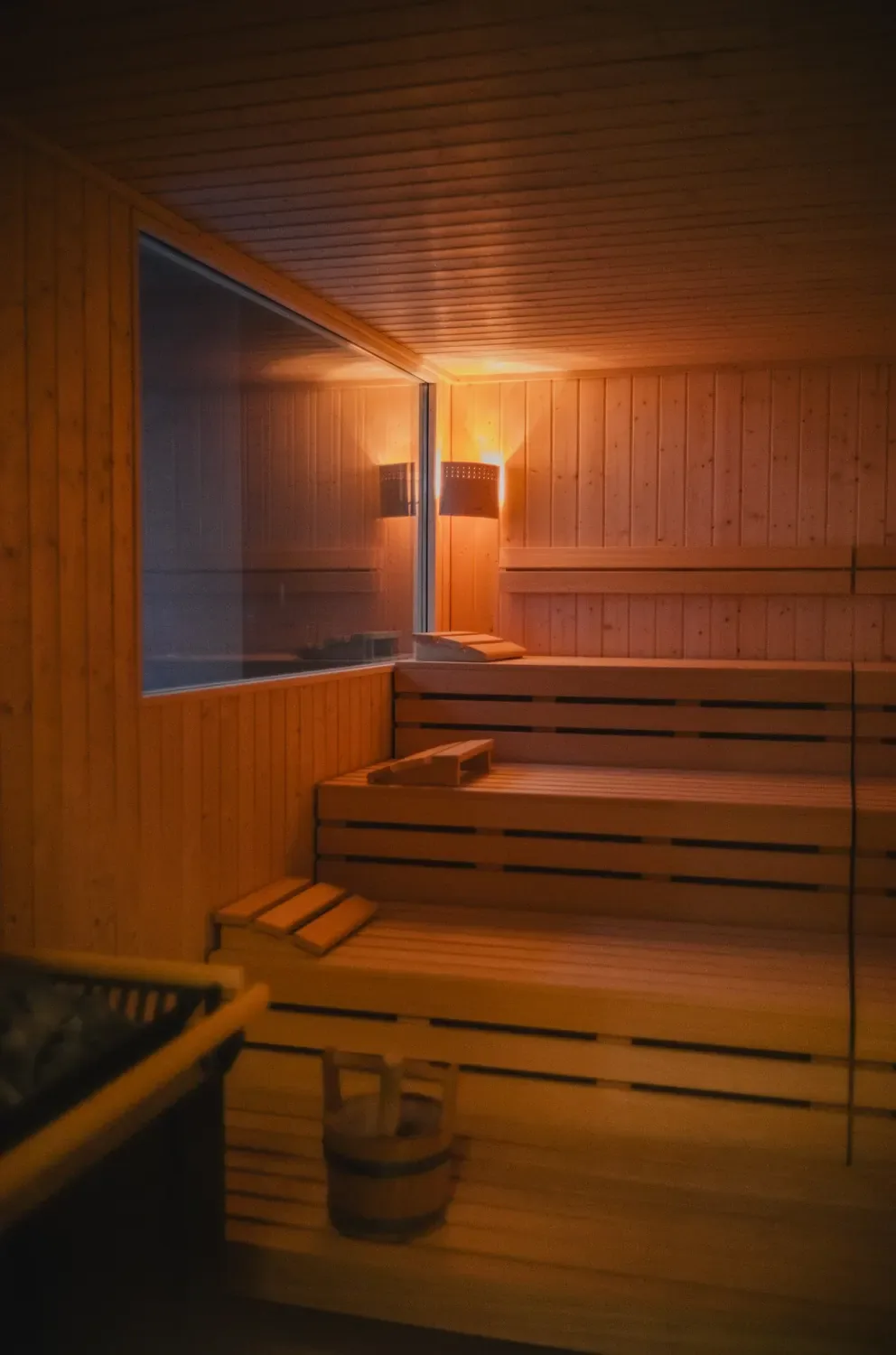 Die finnische Sauna von HOLD SPACE, leer